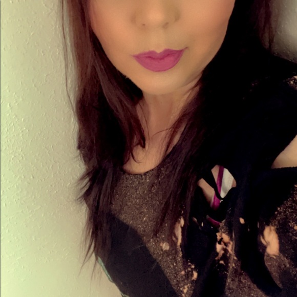 Tattered and Torn but not broken T-shirt - Picture 5 of 5